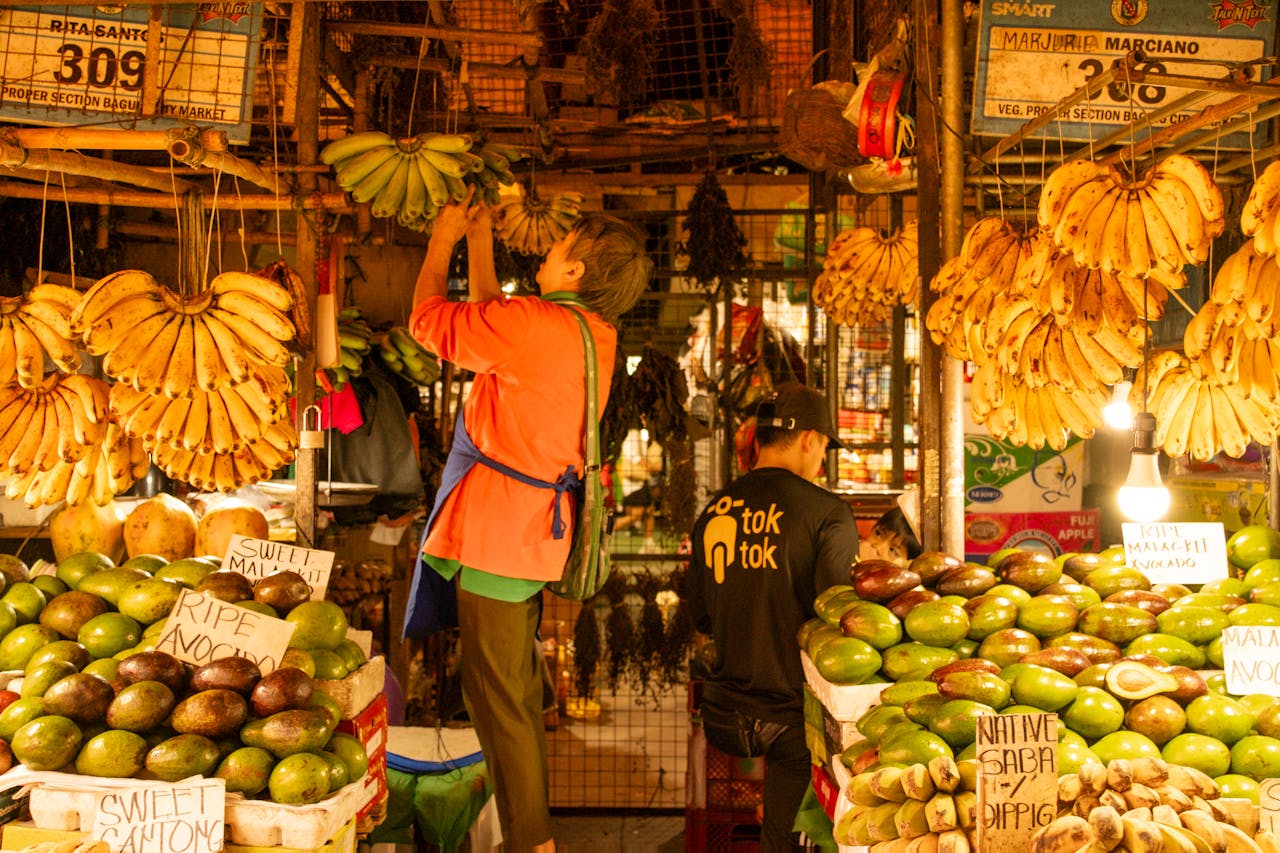 Tropical fruit market in the Philippines